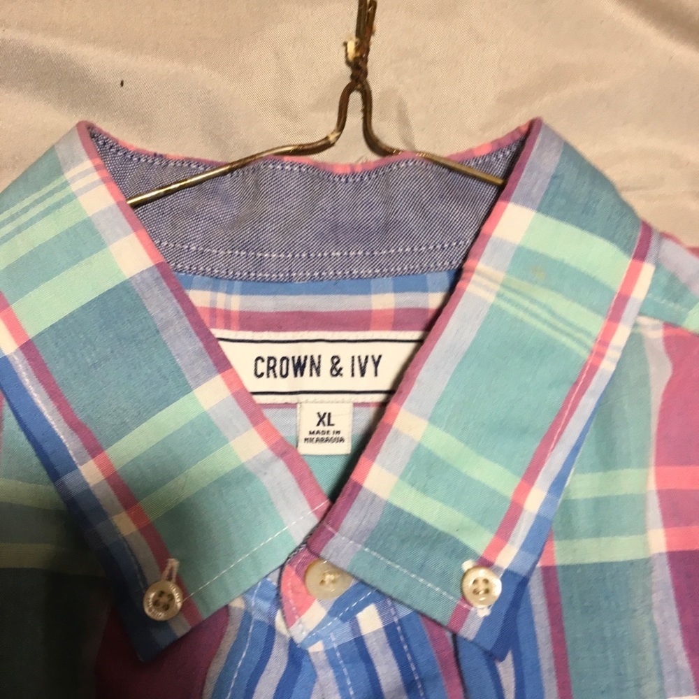 Crown & Ivy Size XL Button Down Long Sleeve Shirt - Picture 3 of 6